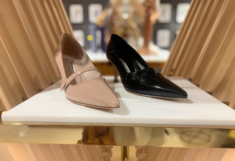 驚きの値段 パンプス３６チャコール×ピンク MANOLO BLAHNIK 新品